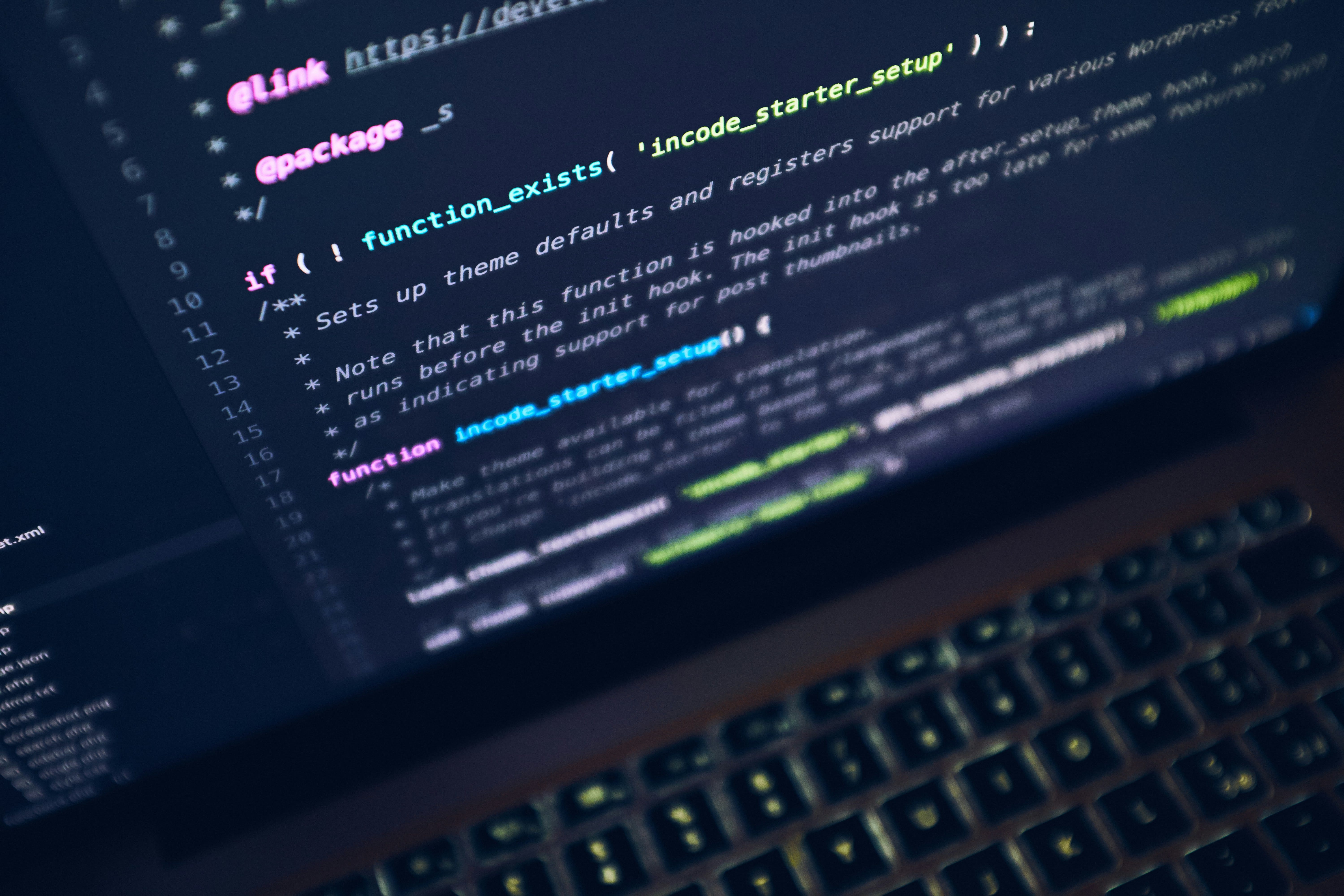 图片来自 Luca Bravo，发表于 Unsplash